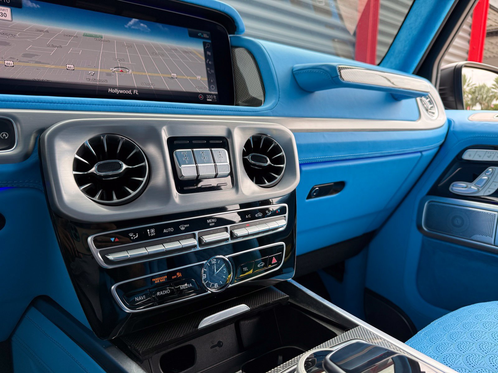 Used 2023 Mercedes-Benz G 550 image 52