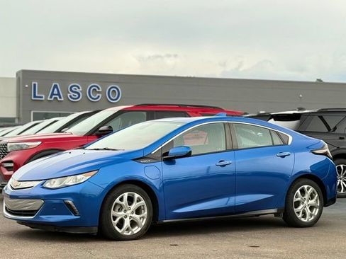 Used 2018 Chevrolet Volt Premier w/ Driver Confidence Package FWD image 1