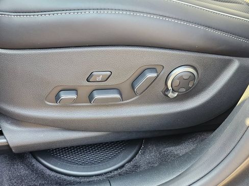 Used 2025 Genesis GV80 3.5T Prestige AWD/4WD image 33