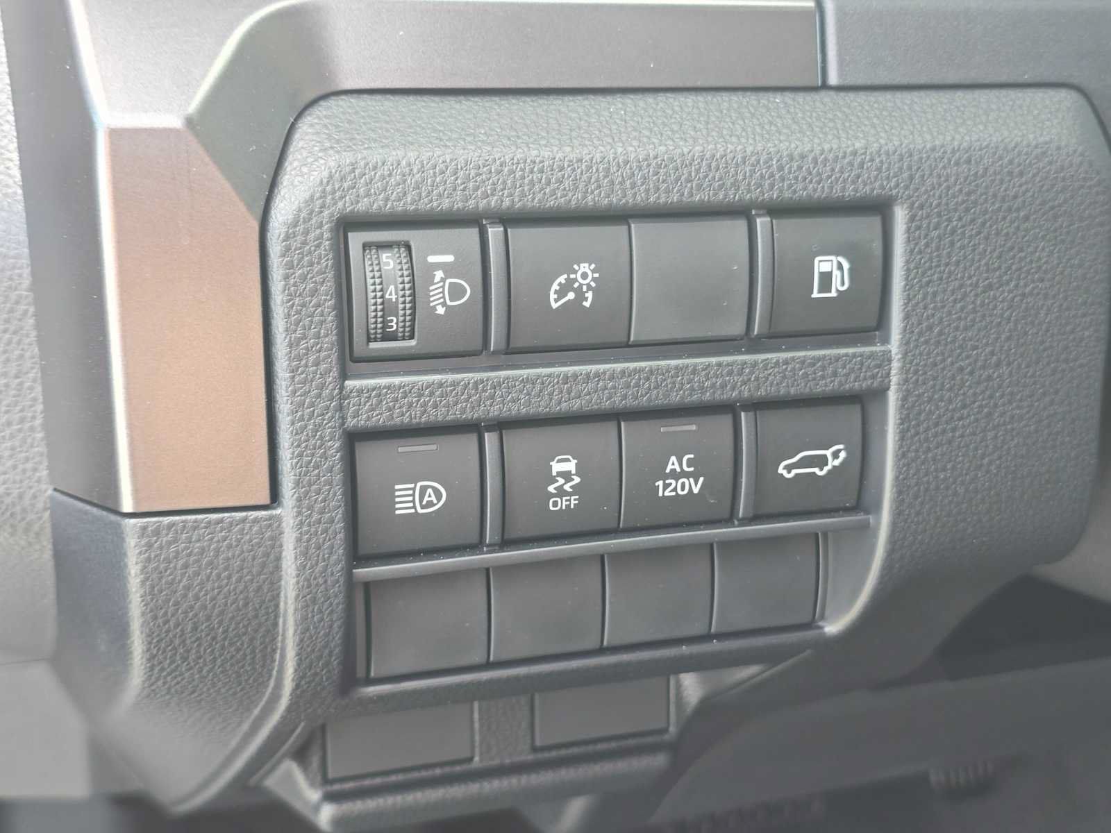 Certified 2025 Toyota 4Runner TRD Off-Road Premium AWD/4WD image 25