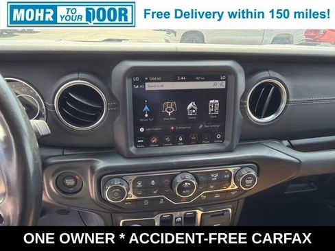 Used 2022 Jeep Wrangler Unlimited Sahara w/ LED Lighting Group AWD/4WD image 22