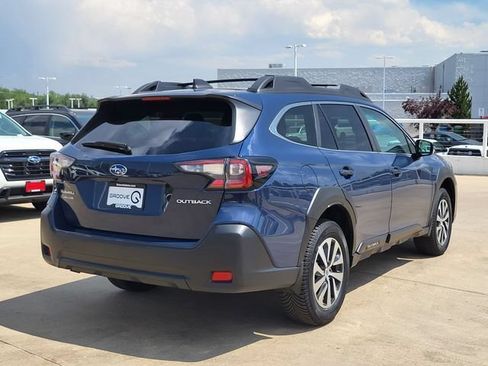 Used 2024 Subaru Outback Premium AWD/4WD image 4