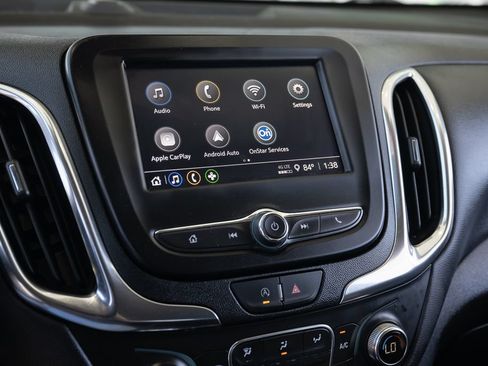 Used 2024 Chevrolet Equinox LT FWD image 31