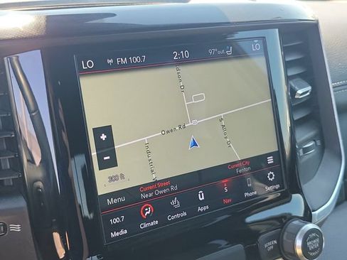 Used 2020 RAM 1500 Laramie AWD/4WD image 18