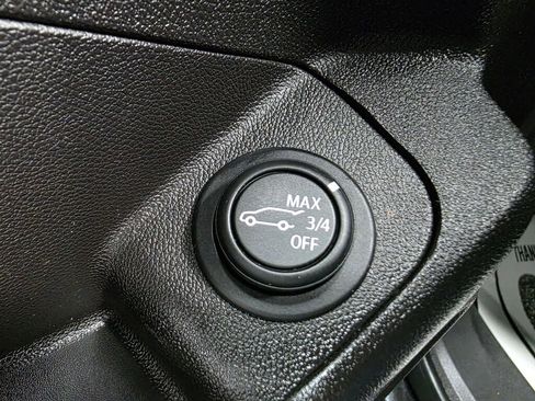 Used 2019 GMC Terrain Denali w/ GMC Pro Grade Package AWD/4WD image 21