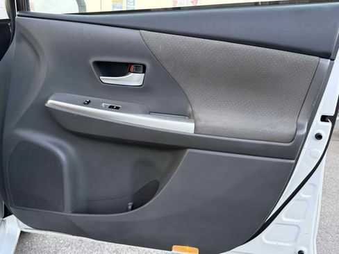 Used 2014 Toyota Prius V Two FWD image 24
