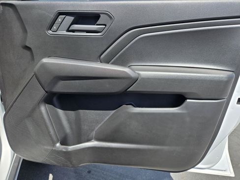 Used 2025 Chevrolet Colorado Trail Boss AWD/4WD image 32