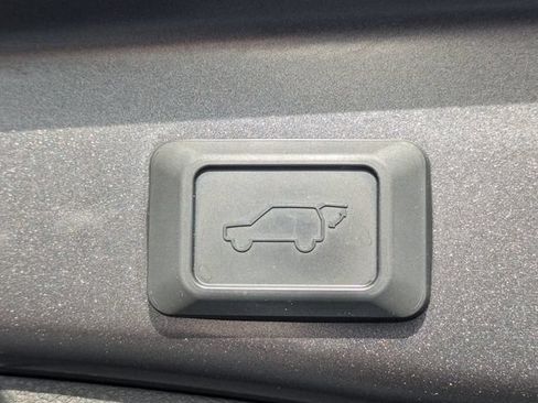 Used 2024 Toyota RAV4 XLE w/ Convenience Package FWD image 14