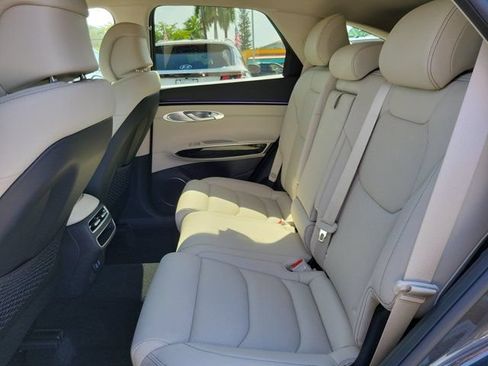 Certified 2026 Genesis GV70 2.5T AWD/4WD image 10