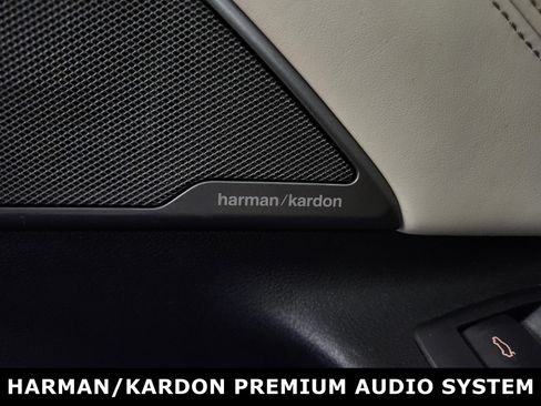 Used 2018 BMW 530e xDrive image 18