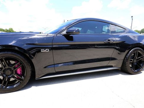 Used 2015 Ford Mustang GT RWD image 33
