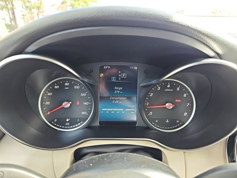 Certified 2021 Mercedes-Benz GLC 300 image 21