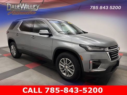 Certified 2023 Chevrolet Traverse LT image 1