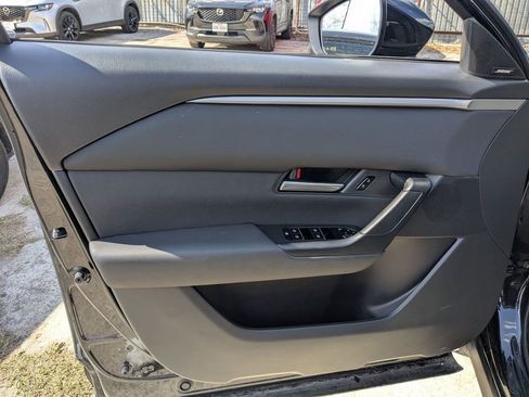 Used 2025 MAZDA CX-50 AWD 2.5 S w/ Premium Package image 11