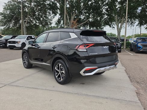 Certified 2024 Kia Sportage EX w/ EX Premium Package AWD/4WD image 6