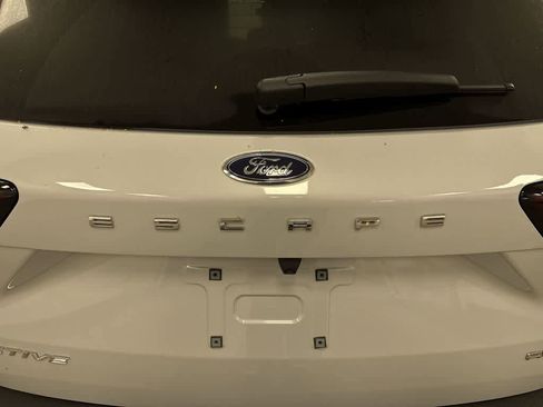 Used 2025 Ford Escape Active w/ Tech Pack #1 AWD/4WD image 25