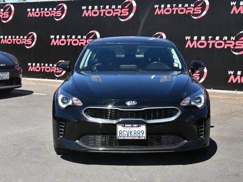 Used 2019 Kia Stinger RWD image 2