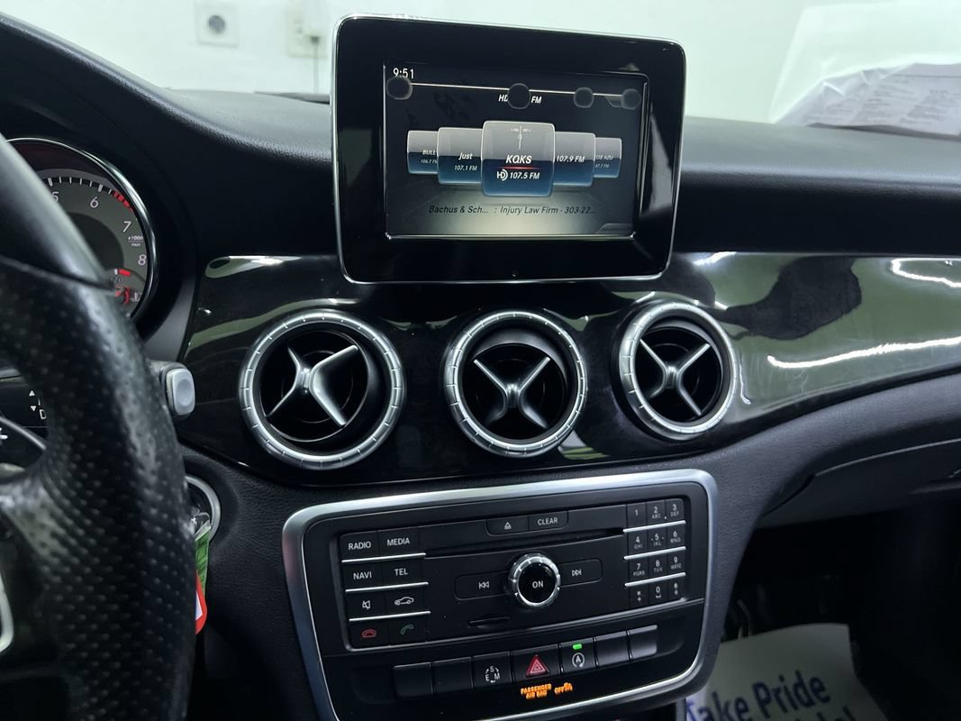 Used 2015 Mercedes-Benz CLA 250 image 20