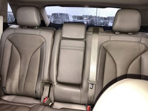 Used 2022 Lincoln Nautilus Reserve image 23