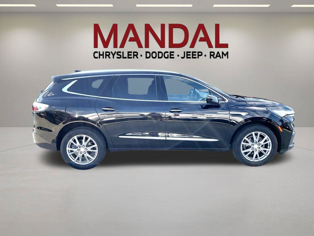 Used 2022 Buick Enclave Premium w/ Experience Buick Package FWD image 6