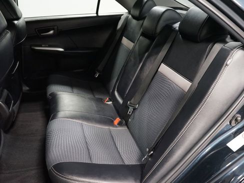 Used 2014 Toyota Camry SE FWD image 24