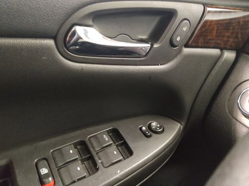 Used 2014 Chevrolet Impala Limited LS FWD image 27