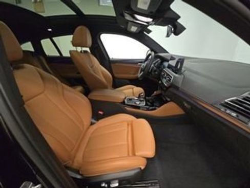 Used 2023 BMW X4 xDrive30i w/ M Sport Package image 4