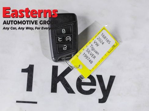 Used 2024 Volkswagen Tiguan Wolfsburg Edition image 23