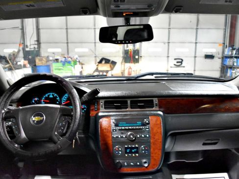 Used 2011 Chevrolet Silverado 1500 LTZ w/ LTZ Plus Package image 35