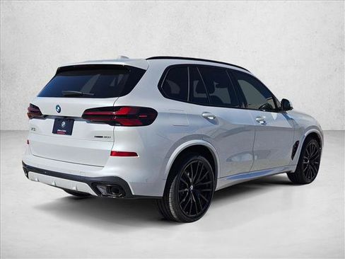 New 2026 BMW X5 sDrive40i RWD image 2