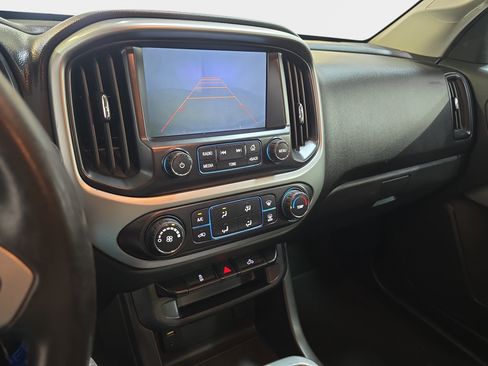 Used 2015 Chevrolet Colorado LT w/ LT Convenience Package RWD image 20