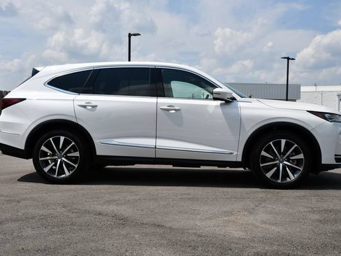 Used 2026 Acura MDX SH-AWD w/ Technology Package image 8