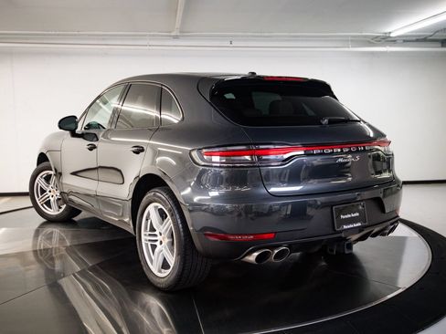 Certified 2021 Porsche Macan S AWD/4WD image 3