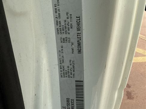 Used 2022 RAM 5500 Tradesman image 10