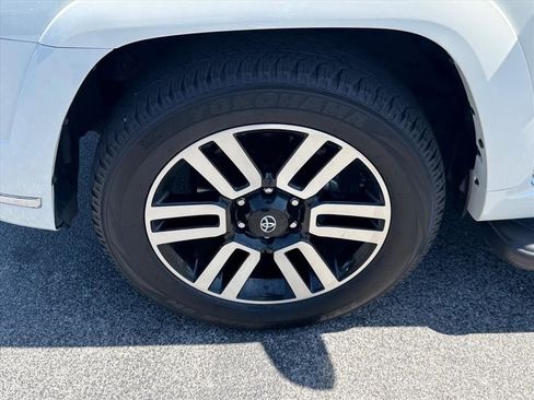 Certified 2023 Toyota 4Runner Limited AWD/4WD image 17