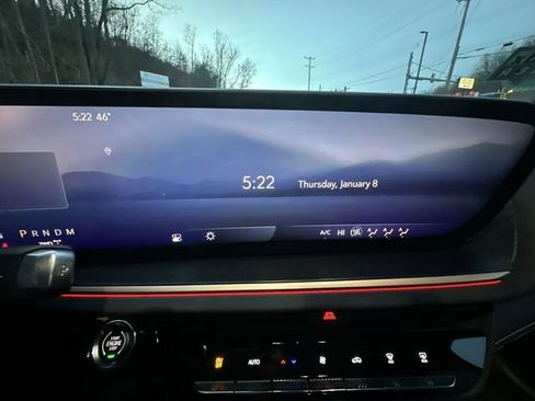 Used 2024 Buick Envision Sport Touring image 20