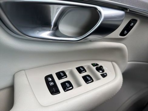 New 2026 Volvo XC90 T8 Ultra w/ Protection Package Premier AWD/4WD image 20