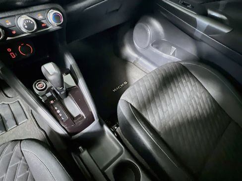 Used 2022 Nissan Kicks S FWD image 25