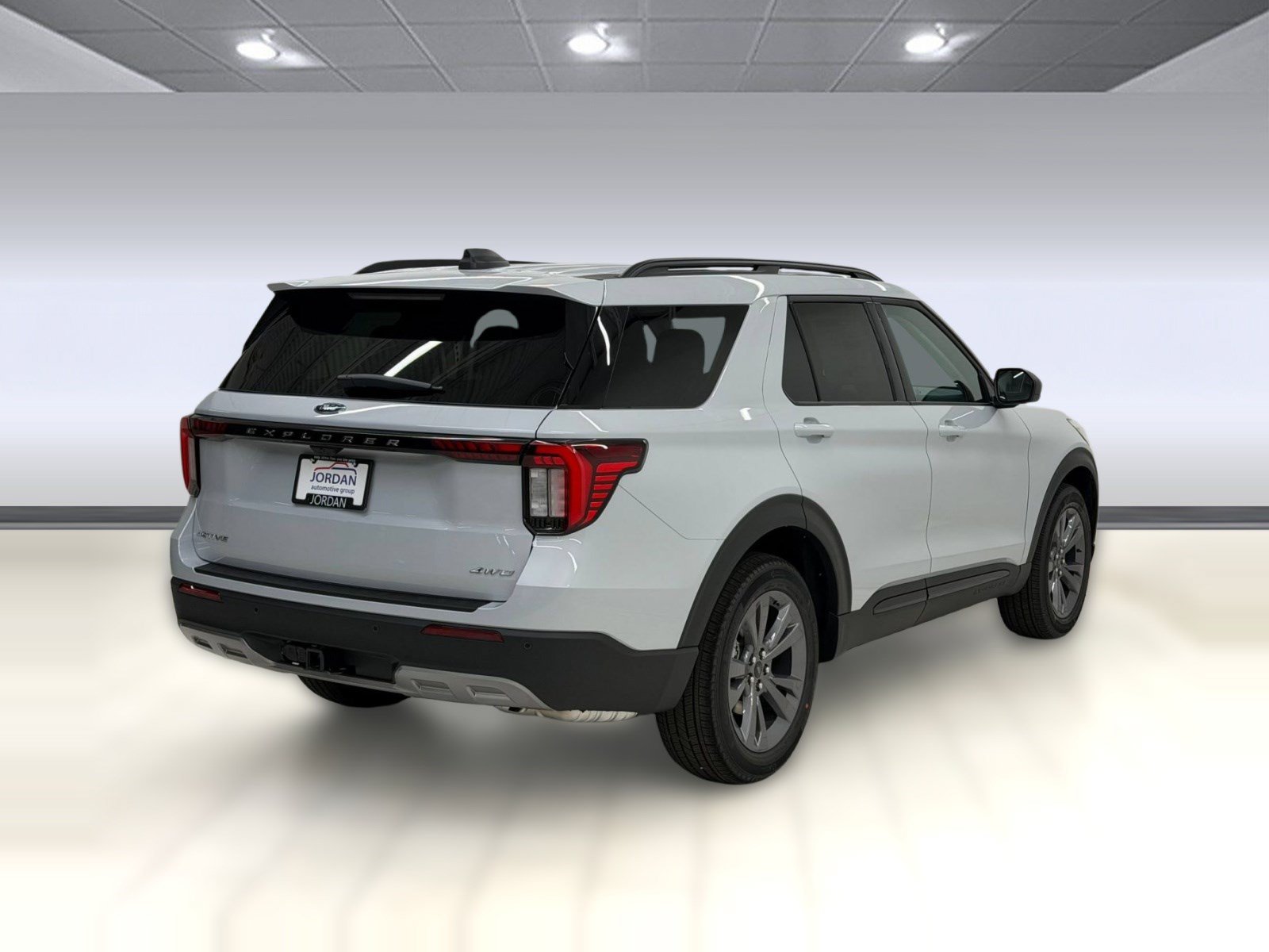 New 2026 Ford Explorer Active w/ Active Comfort Package AWD/4WD image 7