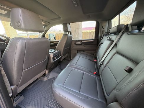 Used 2025 Chevrolet Silverado 2500 LTZ w/ LTZ Plus Package image 32