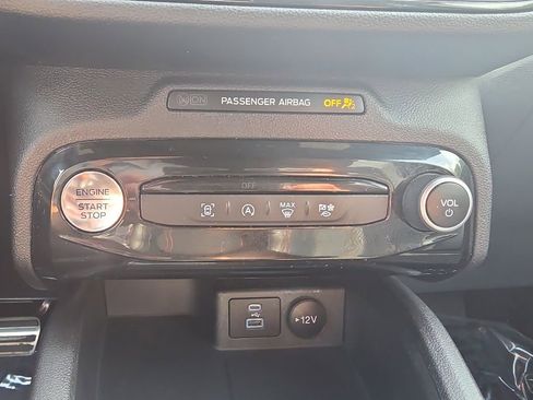 Certified 2023 Ford Escape ST-Line w/ Tech Pack #1 AWD/4WD image 19