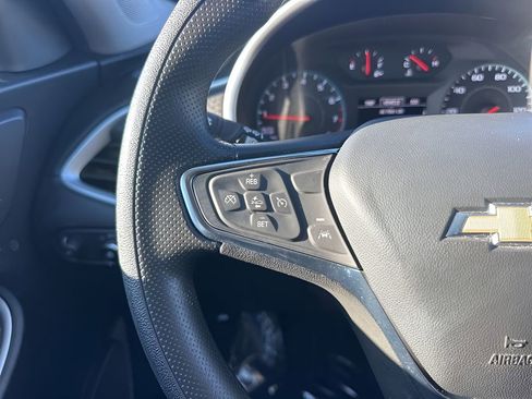 Used 2023 Chevrolet Malibu LT image 14