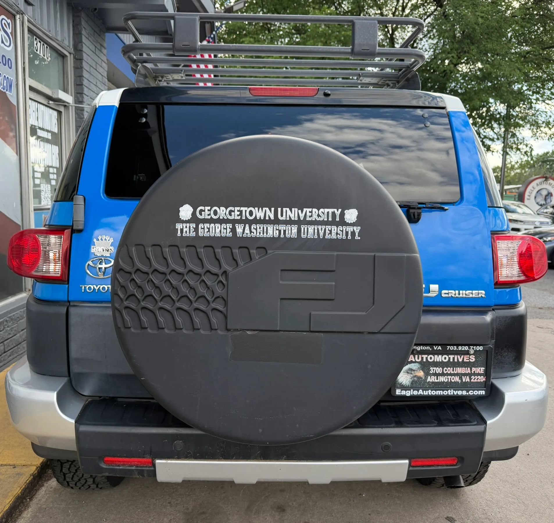 Used 2007 Toyota FJ Cruiser 4WD w/ Upgrade Pkg 1 image 4