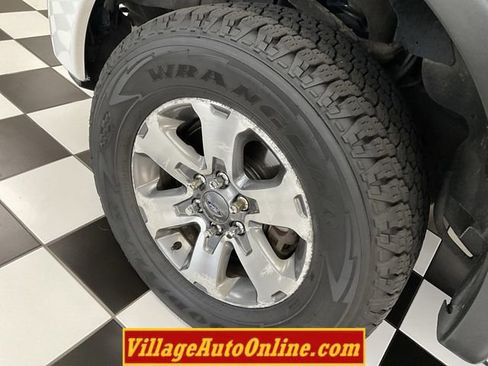 Used 2014 Ford F150 FX4 w/ Equipment Group 401A Mid image 19