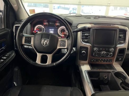 Used 2015 RAM 2500 Laramie w/ Cold Weather Group AWD/4WD image 8