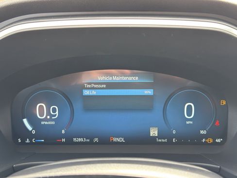 Used 2025 Ford Escape Platinum AWD/4WD image 31
