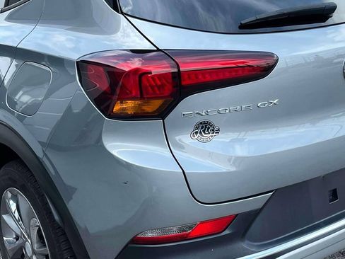 Certified 2023 Buick Encore GX Essence w/ Experience Buick Package FWD image 10