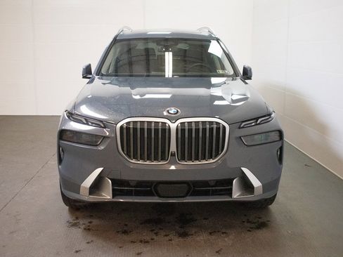 Certified 2024 BMW X7 xDrive40i image 2