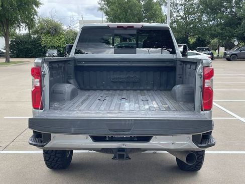 Used 2024 Chevrolet Silverado 2500 High Country AWD/4WD image 31