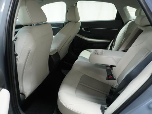 Used 2024 Hyundai Sonata SEL FWD image 14